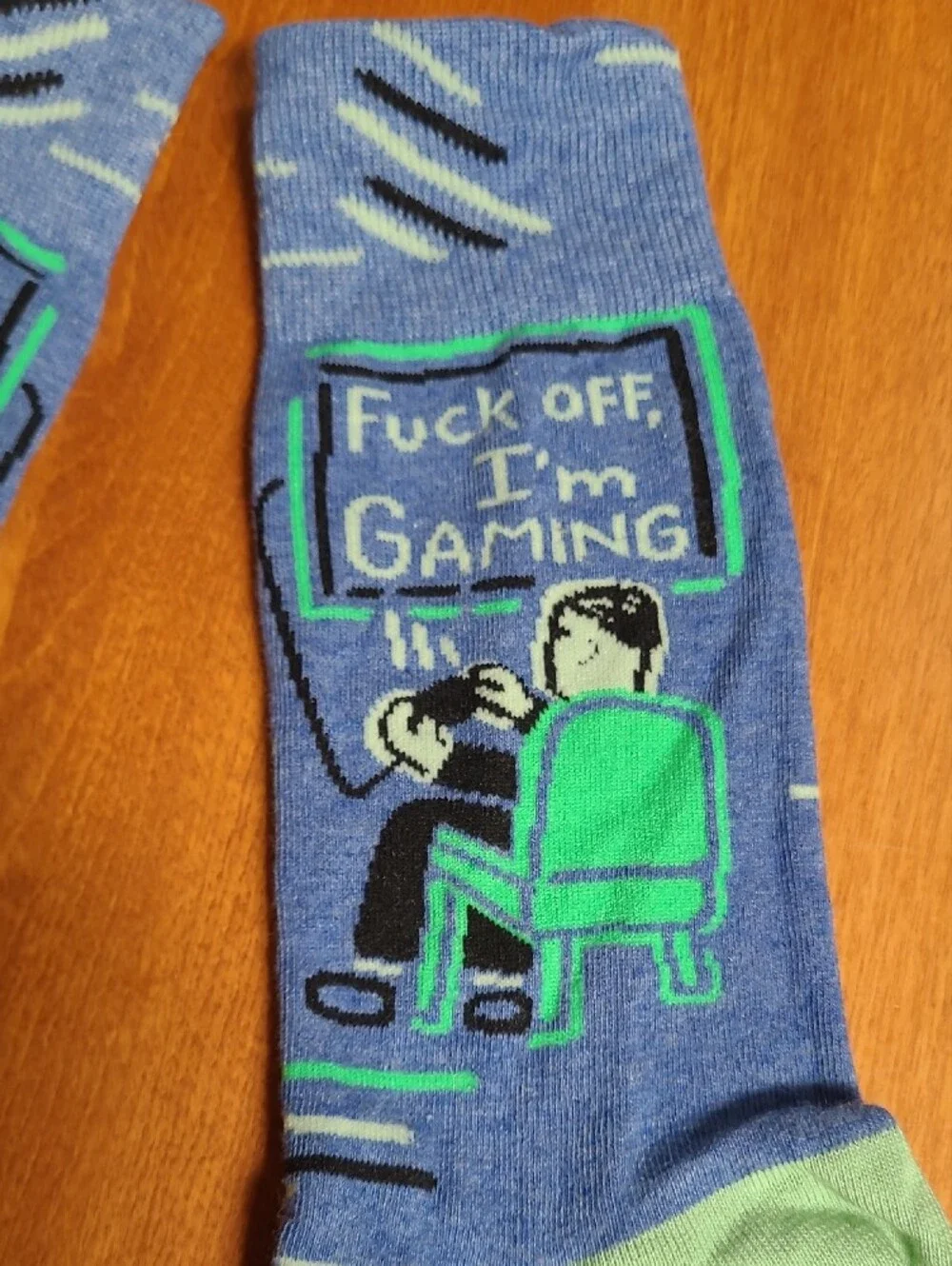 Blue Q  'I'm Gaming' Crew Socks, Unisex